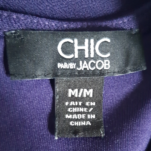 CHIC by Jacob purple rhinestone crystal collar keyhole drapey top medium - Picture 6 of 7